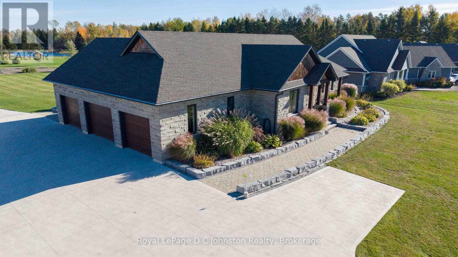5262 Bruce Road 3 Road, Saugeen Shores, Ontario N0H 2C6 - Photo 3 - X14110216