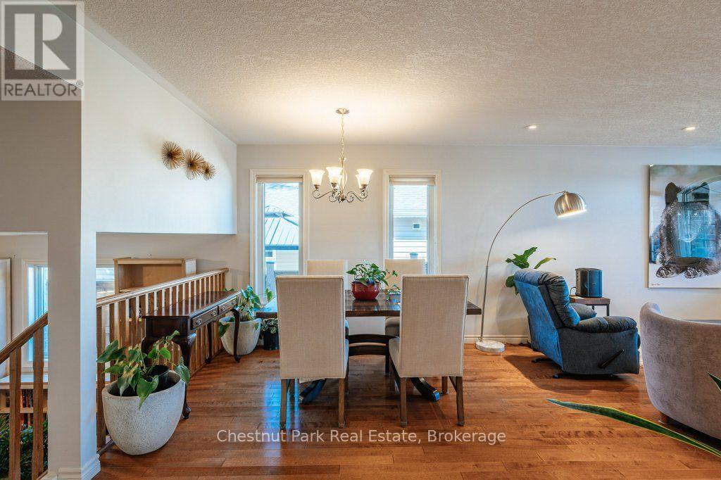 728 Elgin Street, Saugeen Shores, Ontario N0H 2C4 - Photo 9 - X14111034