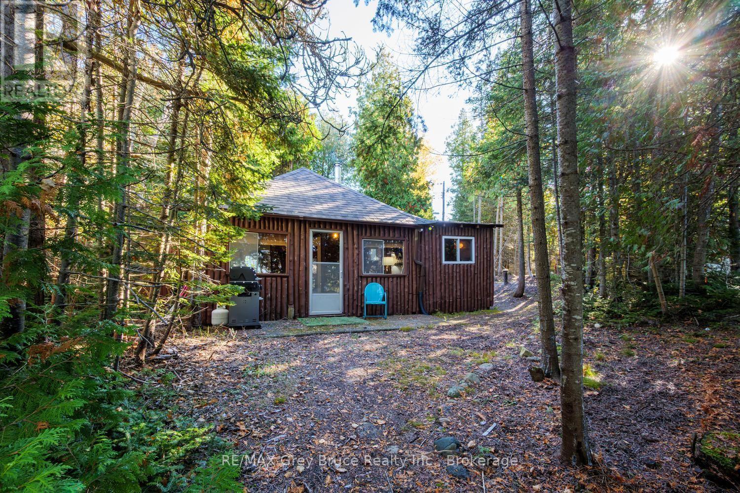 382 EAGLE ROAD, Northern Bruce Peninsula, Ontario