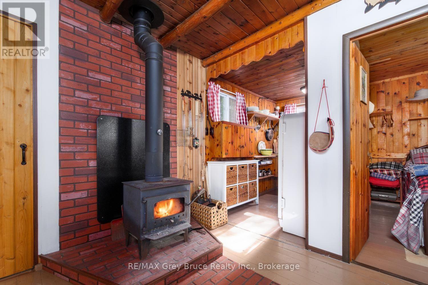 382 Eagle Road, Northern Bruce Peninsula, Ontario N0H 2R0 - Photo 8 - X14133628